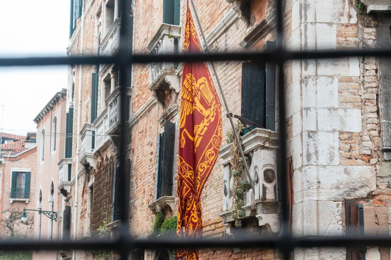 Casa Manina Sul Ponte - Your Private Canal View Venice Exterior photo