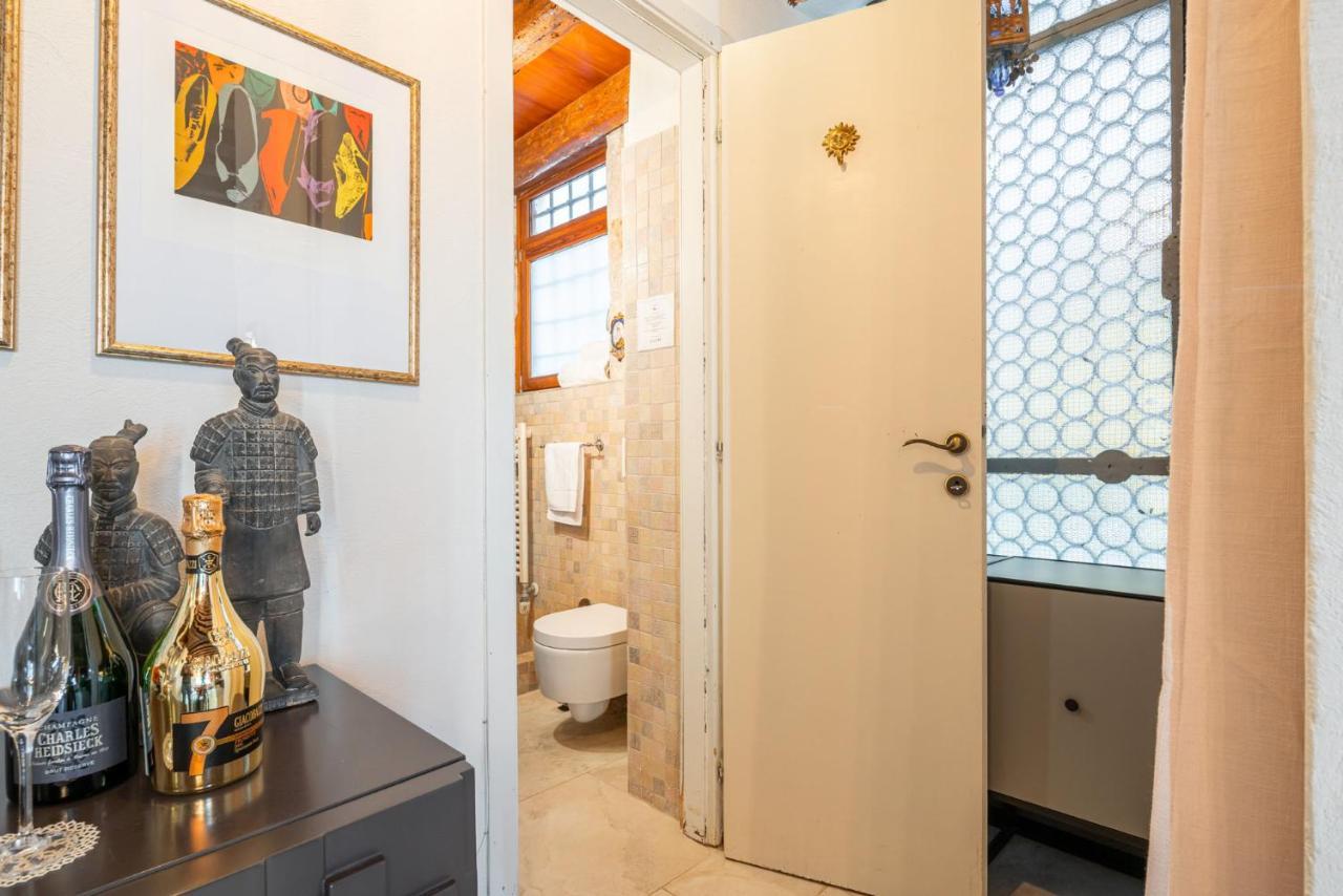 Casa Manina Sul Ponte - Your Private Canal View Venice Exterior photo