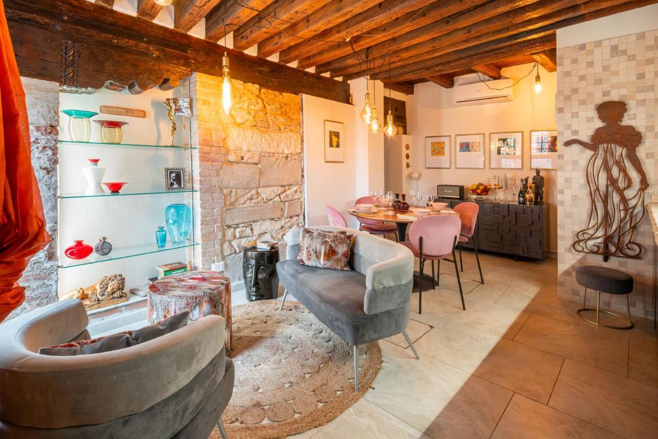Casa Manina Sul Ponte - Your Private Canal View Venice Exterior photo